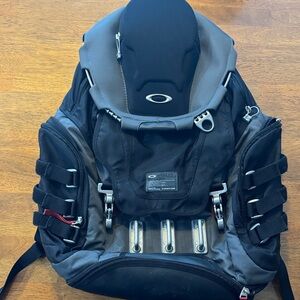 Oakley Black and Gray Kitchen Sink Tactical-Style Backpack for Men